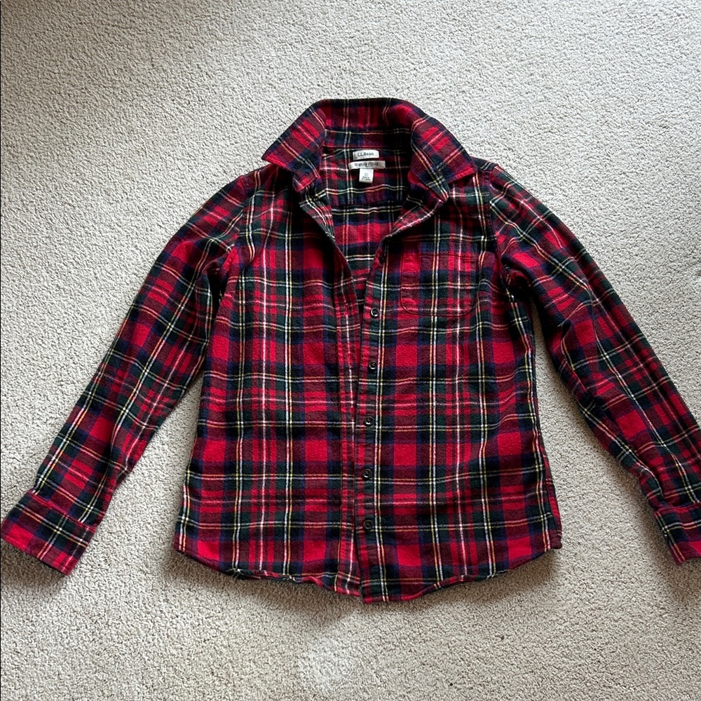 Women’s L.L.Bean flannel shirt, slightly fitted- XS - Red and Black